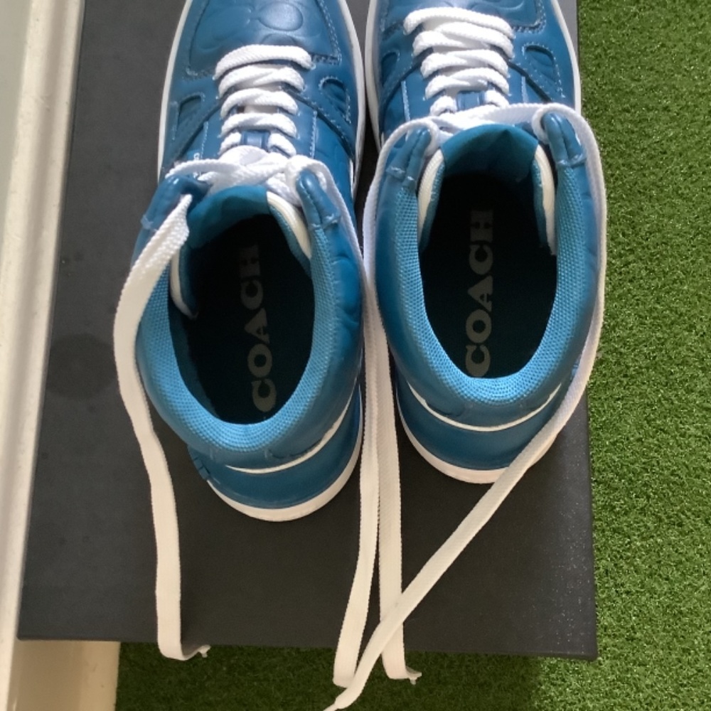 Coach high top sneakers Size: 7 “blue jay” - Picture 7 of 10
